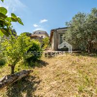 Villa Unifamiliare Panoramica da Ristrutturare