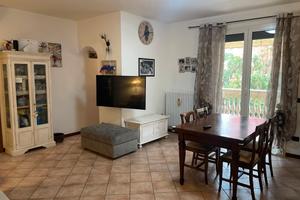 Trilocale recente con 2 bagni e garage