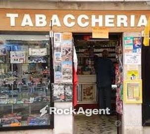 Attività / Licenza di 60 m² con 2 locali a Piove d