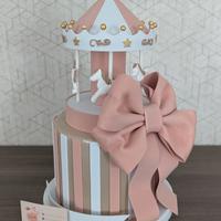 torta scenografica giostrina rosa 