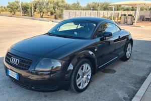 AUDI Tt MK 1