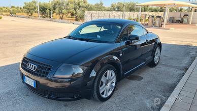 AUDI Tt MK 1