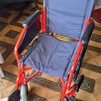 Carrozzina pieghevole