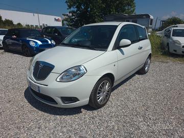Lancia Ypsilon 1.2 69 CV Diva