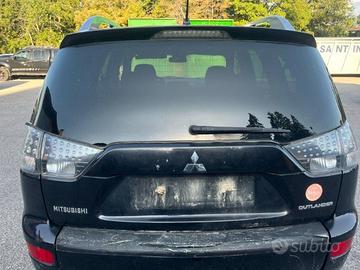 PORTELLONE MITSUBISHI OUTLANDER II ANNO 2010