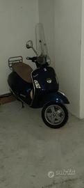 Vespa Piaggio GTS 250