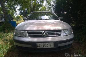 Volkswagen PASSAT  metano + gancio traino
