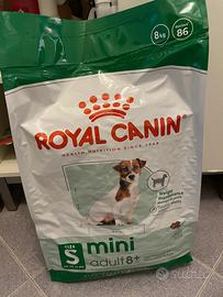 Royal canin Mini 8+