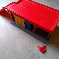 Garage - benzinaio giocattolo