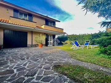 PORZIONE DI BIFAMILIARE A SAN BASSANO