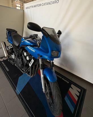 Yamaha FZS 600 Fazer