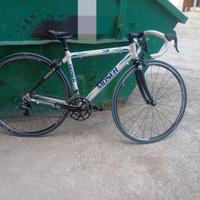 bicicletta per ragazzi 