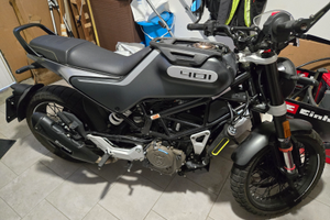 Husqvarna Svartpilen 401 2020