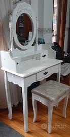 mobile toeletta trucco con sgabello