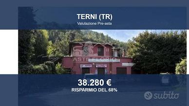 Immobile in asta di 234 m² a Terni