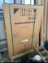 DAIKIN RXYSQ6T8YB9 Motore Esterno mini vrv Ivs