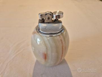 Accendino da tavolo ovale in alabastro 