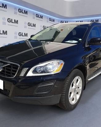 Volvo XC60 D5 AWD Geartronic Momentum
