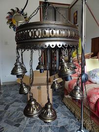Lampadario Orientale: 9 globi a vetri e specchi.