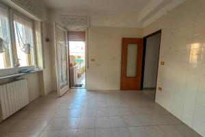 S2 Appartamento ampio con box e posto auto