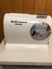 Grattugia elettrica multiuso