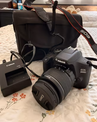 Canon EOS 2000