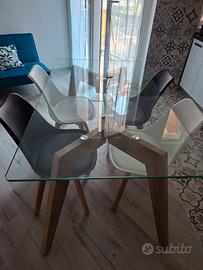tavolo vetro e legno 