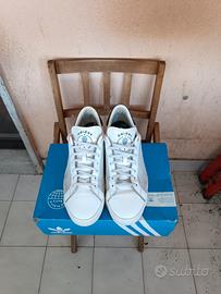Sneakers Adidas Originals Rod Laver Vin Tennis 