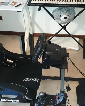 Postazione artigianale Simracing con sedile Sparco