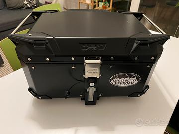 Bauletto Moto GIVI Trekker Outback 58L – Nero