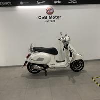 VESPA GTS SUPER 300