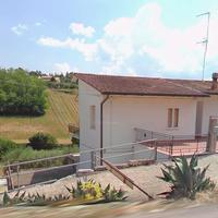 Casa con ingresso autonomo