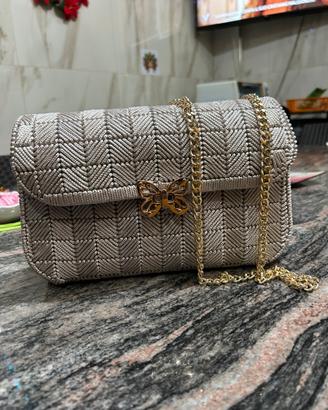 Borsa donna fatta a mano in cordino ricamato