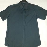 Camicia nera a maniche corte OWK. Taglia L slimfit