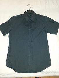 Camicia nera a maniche corte OWK. Taglia L slimfit