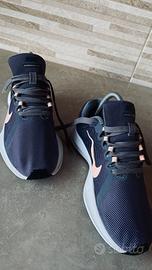 Scarpe sportive Nike Downshifter 8 blu e rosa