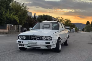 BMW 318i cat 4 porte