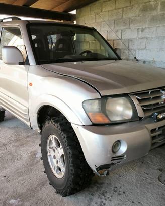 MITSUBISHI PAJERO 3,2 DID 3 PORTE GLX