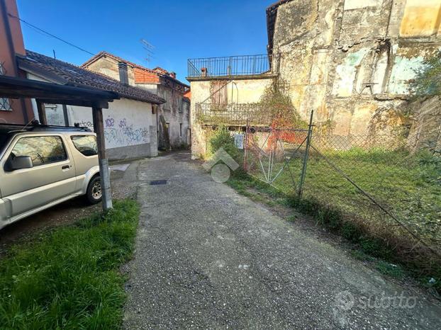AUTORIMESSA A LUMEZZANE