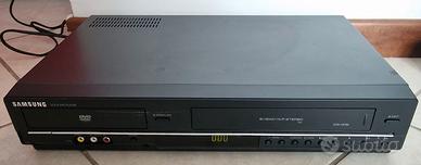 Samsung DVD-V6700 - Combo Lettore DVD + Videoregis