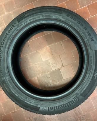 Pneumatici Continental 235/55 R 19 W