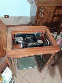 Macchina per cucire vintage