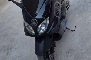 Tmax 500 del 2005