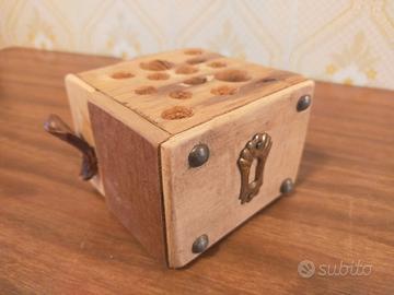 PORTAPENNE ARTIGIANALE in LEGNO