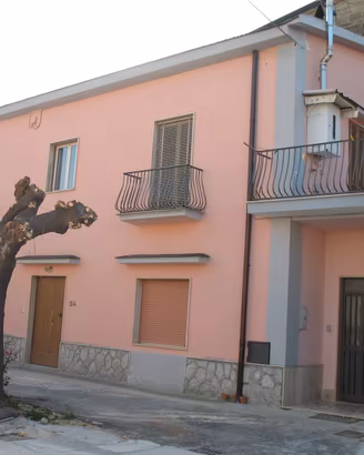 Bilocale da poco ristrutturato