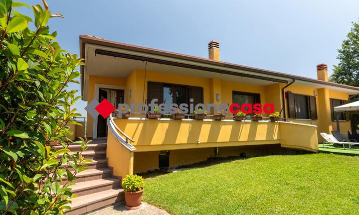 Villa o villino Albanella [Cod. rif 270625VRG]