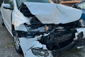 Polo 1.6 bifuel gpl 2013 incidentata