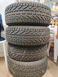 Pneumatici 225 55 18 98V Riken