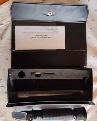 RIFRATTOMETRO OTTICO