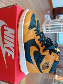 scarpe Nike Air Jordan Retro High OG gialle e 